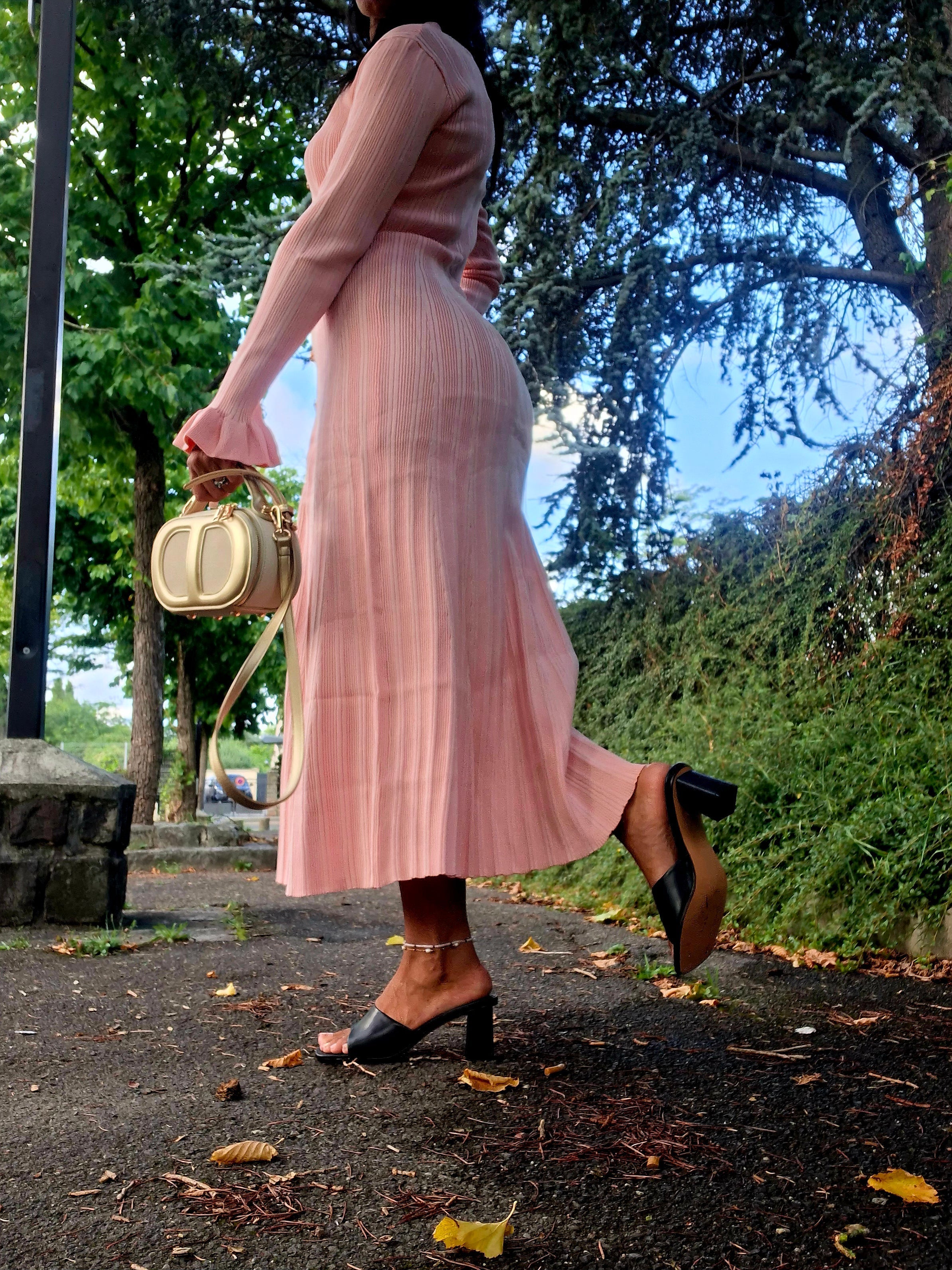 L'Évolution de Jigeen.fr : Une Nouvelle Ère d'Élégance et de Simplicité - L.N Jigeen 