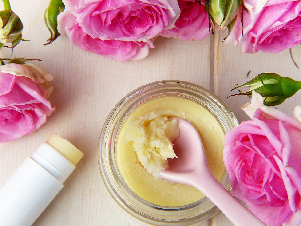 “Discover the Secret of Softness: Raw Shea Butter!”