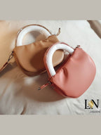 Le Sac "Clara" : Élégance et Simplicité.