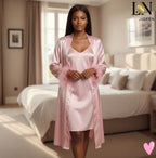 Zara : L'Ensemble Nuisette & Peignoir en Satin Rose - L'Élégance Intemporelle ✨ - L.N Jigeen 