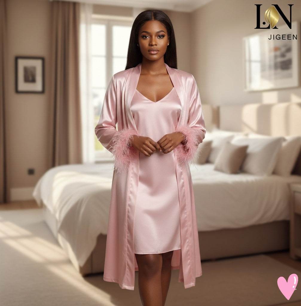 Zara : L'Ensemble Nuisette & Peignoir en Satin Rose - L'Élégance Intemporelle ✨ - L.N Jigeen 
