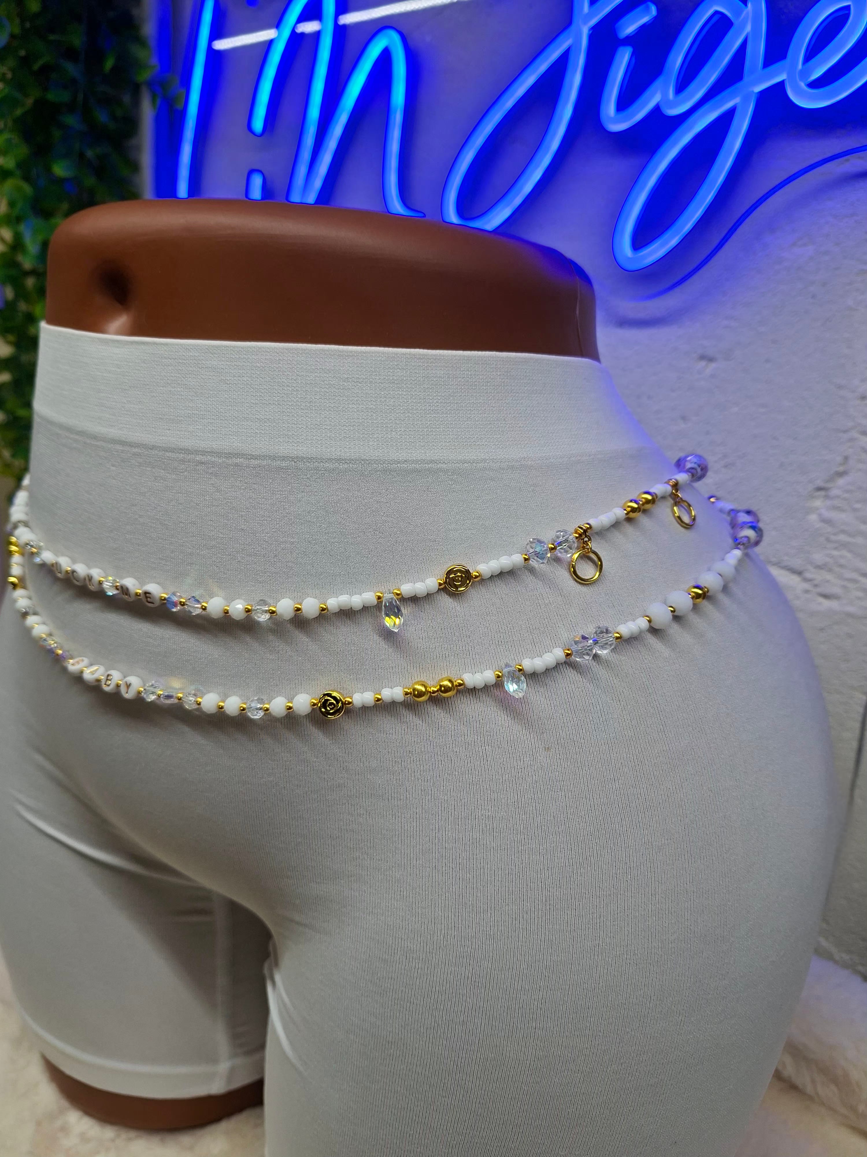 Perle de Reins "Baby" – Bijou de Corps Artisanal en Cristal et Or – Fait Main