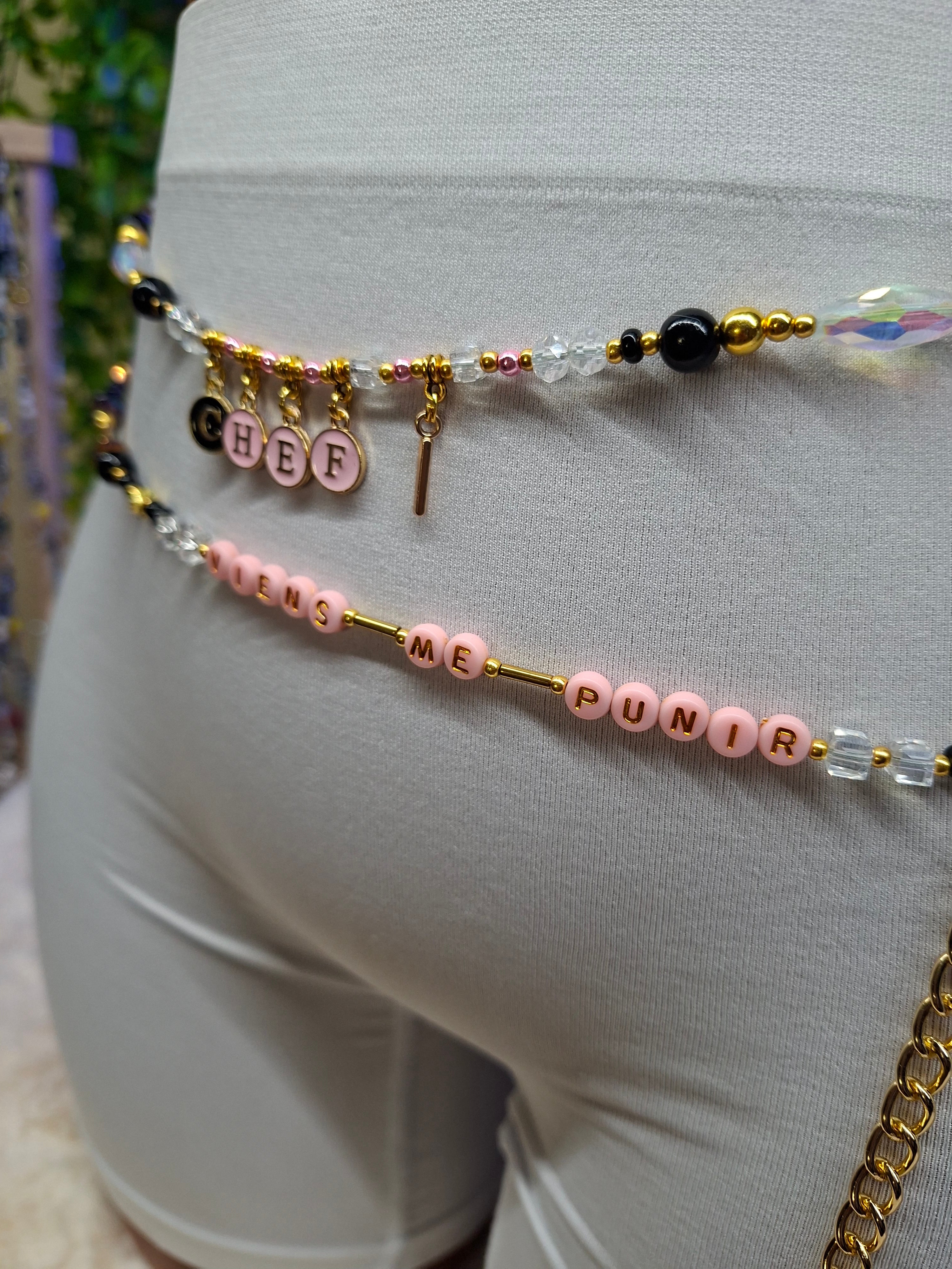 Ensemble "CHEF" & "VIENS ME PUNIR" | Perles de Reins Artisanales & Bijou de Cuisse Doré